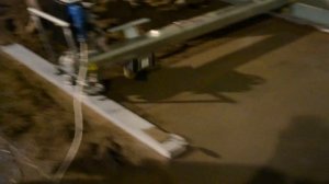 робот для укладки полусухой стяжки MAI 2 FLOOR MASTER XL