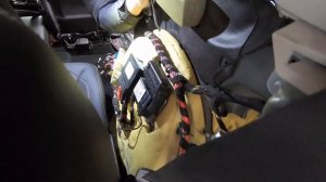 Выездная замена заднего амортизатора с ADS пневмоподвески Mercedes Benz GL 350 CDI X166