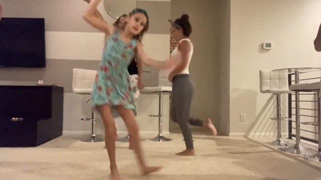 The Git Up Dance! (Blanco Brown) смотреть онлайн