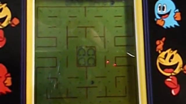 Arcade Classics Pac-Man! Mini Arcade Game! смотреть онлайн
