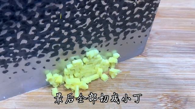 萬萬沒想到雞蛋倒在平菇中這麼好吃，鮮香入味，下飯又下酒，解饞【阿光廚房】#雞蛋 #雞蛋好吃 #雞蛋做法