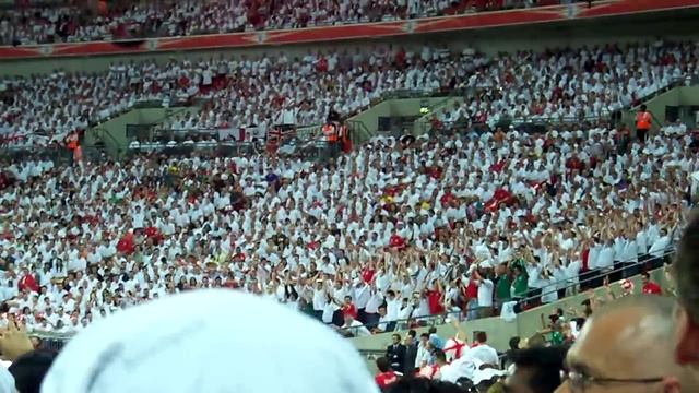 England Vs Mexico (Mexican Wave)