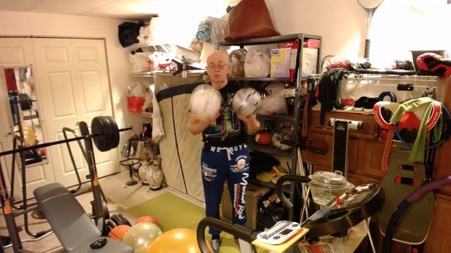 Упражнения с мячом для худеющих от Доктора Влада смотреть онлайн