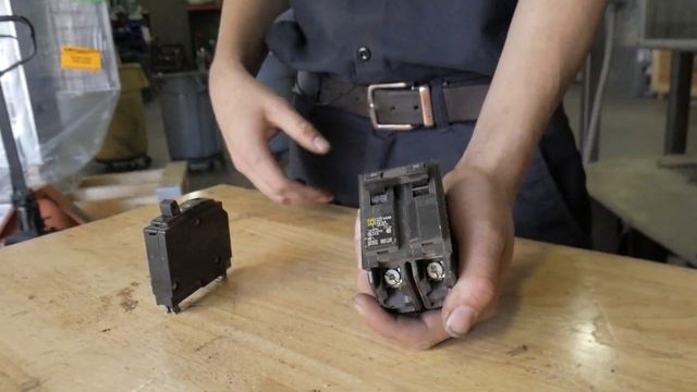 How to Check a Circuit Breaker - Tripped Breaker - Reset Breaker смотреть онлайн