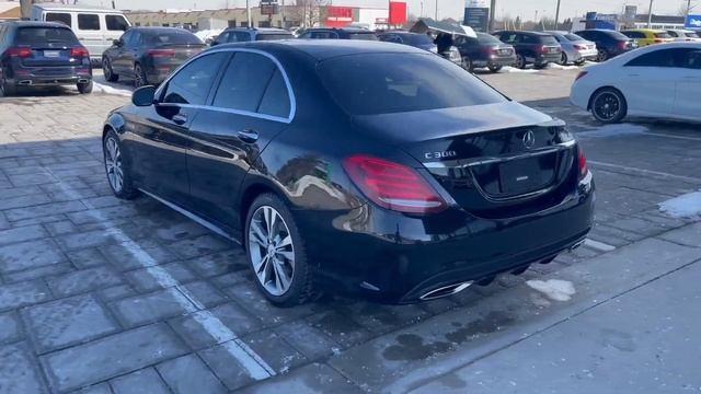 2018 Mercedes-Benz C300 Sedan Walkaround смотреть онлайн