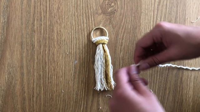 DIY Macrame Keyring смотреть онлайн