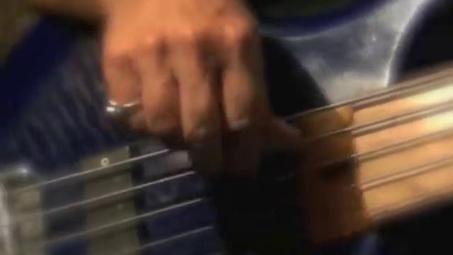 Two Maracas and a Tambourine смотреть онлайн