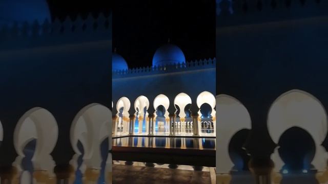 ОАЭ Абу-Даби🇦🇪 Мечеть шейха Заи́да #обзор #абудаби #мечеть смотреть онлайн