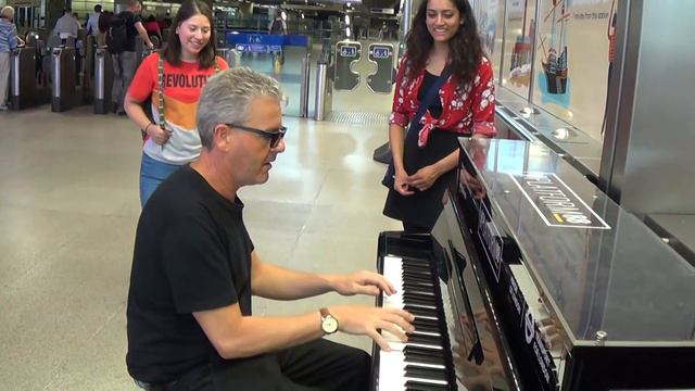 Modern Teenager Discovered Playing Elvis Presley смотреть онлайн