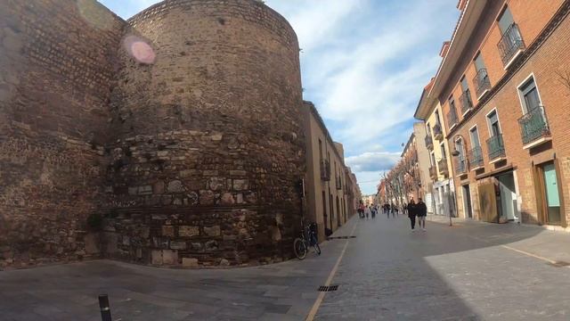 León, Castilla y León -2022 (4K) смотреть онлайн