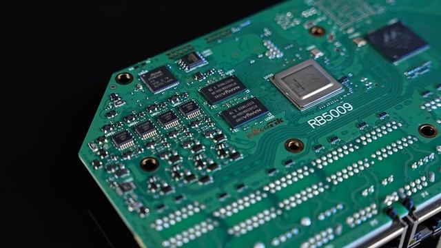 [ES] Las novedades de MikroTik: RB5009UPr+S+IN смотреть онлайн