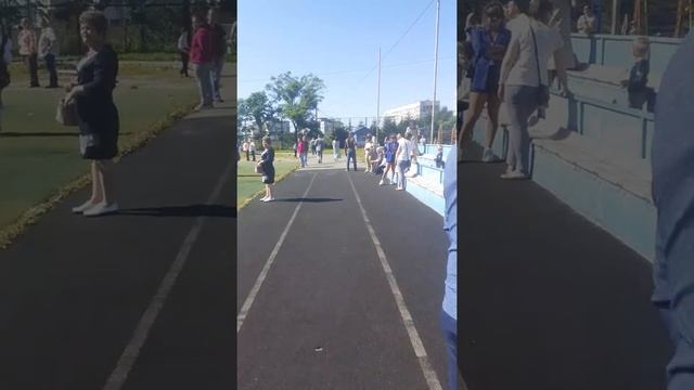 Линейка 1 и 11-ых классов школы номер 80 Владивосток 3 часть смотреть онлайн