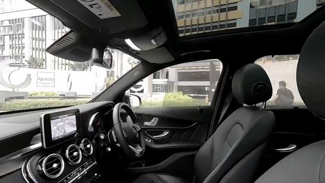 The SUPERB CONDITION of the MERCEDES-BENZ GLC250 AMG 4matic year 2018 local CKD which under WARRANT смотреть онлайн