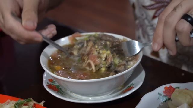 INSANE Indonesian Street Food - KING OF NASI GORENG - Indonesian Street Food In Jakarta, Indonesia