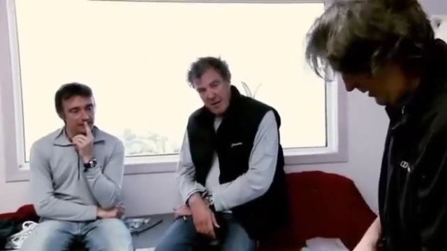 "And James was rubbish with a shotgun." смотреть онлайн