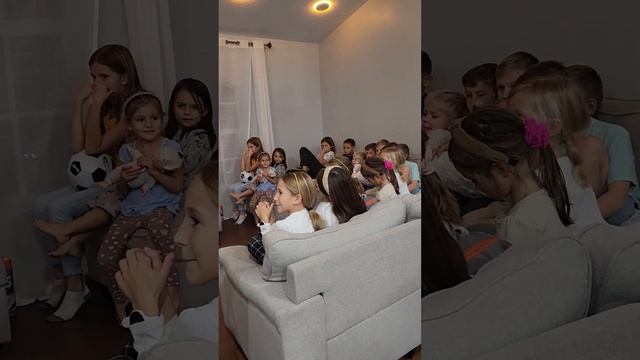Новогодняя детская сценка смотреть онлайн