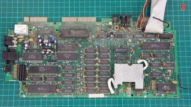 Meet the Amstrad 6128 | Trash to Treasure Pt1 смотреть онлайн