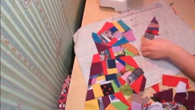 Утилизирую мелкие лоскутки, шью наволочки . смотреть онлайн