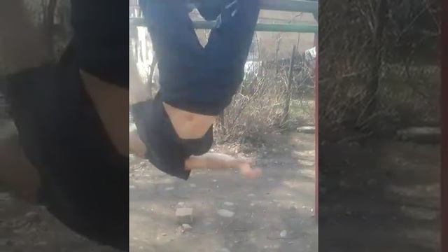 Трюки на брусях смотреть онлайн