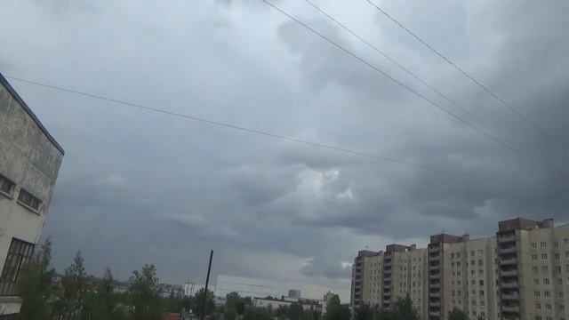 Тёплый и грозовой день в Санкт-Петербурге 14.08.2021