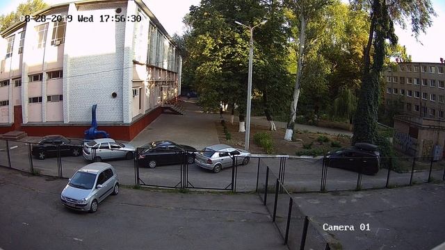 Hikvision DS-2CD2T47G1-L (4 мм) смотреть онлайн