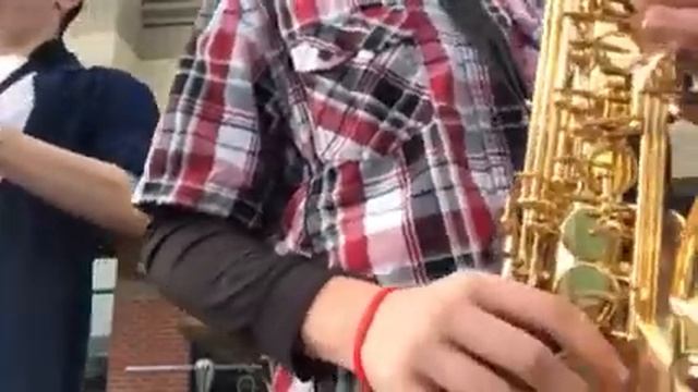 Sass Gang Cover Mercy, Mercy, Mercy смотреть онлайн