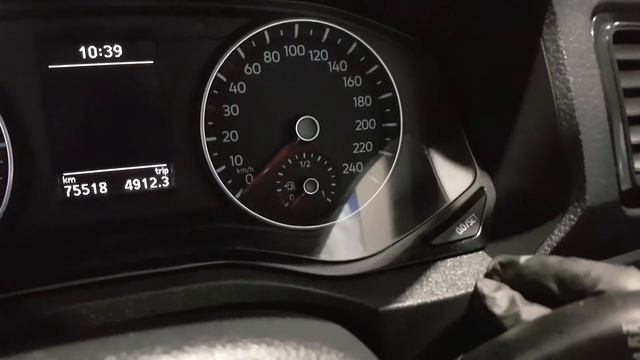 RESET OIL SERVICE REMINDER OF VOLKSWAGEN AMAROK 2017