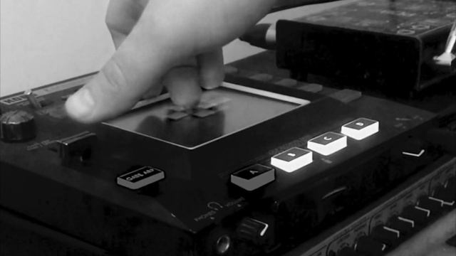 Kaossilator Pro (Korg) - Quick demo vocoder смотреть онлайн