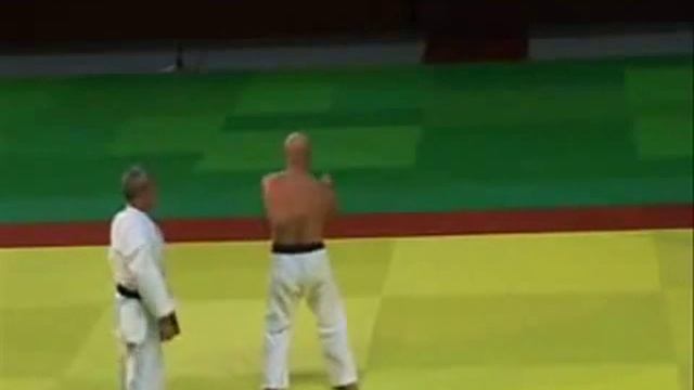 SANCHIN-KITAE - Shimabukuro Yukinobu & Didier Lorho смотреть онлайн