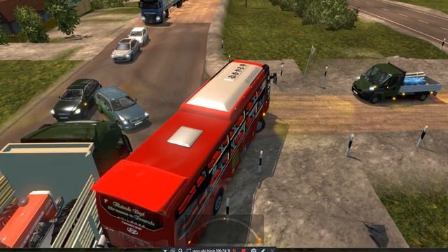 HYUNDAI UNIVERSE NOBLE: CHỞ CÔNG NHÂN RA BẾN TÀU ĐỂ VỀ QUÊ ĂN TẾT смотреть онлайн