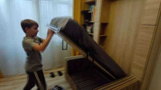 Открываю шкаф, а там.... Смотрите сами смотреть онлайн