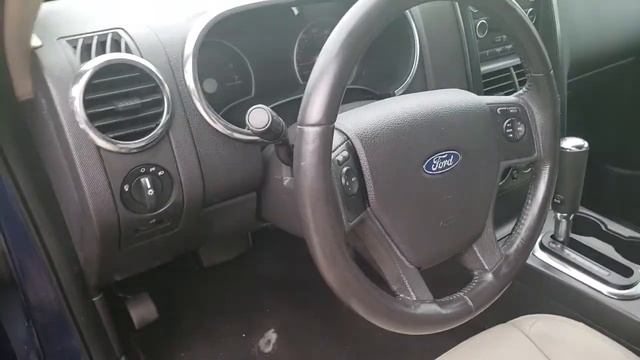 2008 Ford Explorer XLT смотреть онлайн