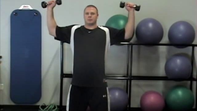 Dumbbell Cuban Rotation смотреть онлайн