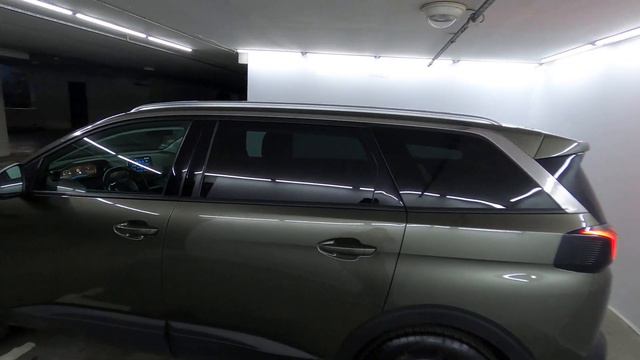 Peugeot 5008 II 1.5 MT (130 л.с.) 2018 смотреть онлайн