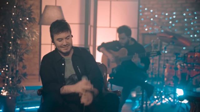 Ekin Uzunlar & Mustafa Ceceli - Bahar смотреть онлайн