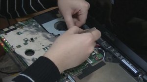 ASUS X550 нет подсветки.