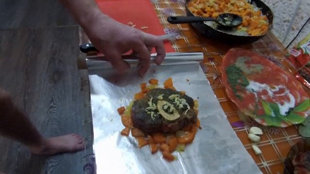 ГОТОВИМ СЛАВНЫЙ СТЕЙК ОССО БУКО/OSSO BUСO/ПРОСТОЙ И ВКУСНЫЙ РЕЦЕПТ СТЕЙКА смотреть онлайн