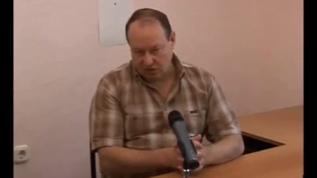 La luz de la Eternidad Arkady Petrov ("Свет Вечности" на испанском языке) смотреть онлайн