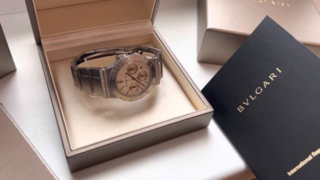 Оригинал часы BVLGARI смотреть онлайн