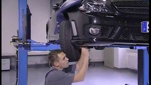 W230 Remove install front bumper смотреть онлайн