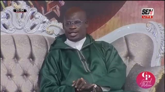La surprenante réaction d'Ahmed Khalifa Niasse sur l'affaire Sonko vs Mame Mbaye Niang смотреть онлайн