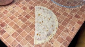 Ленивые чебуреки из лаваша на сковороде за 10 минут. Просто возьми фарш и намажь лаваш.