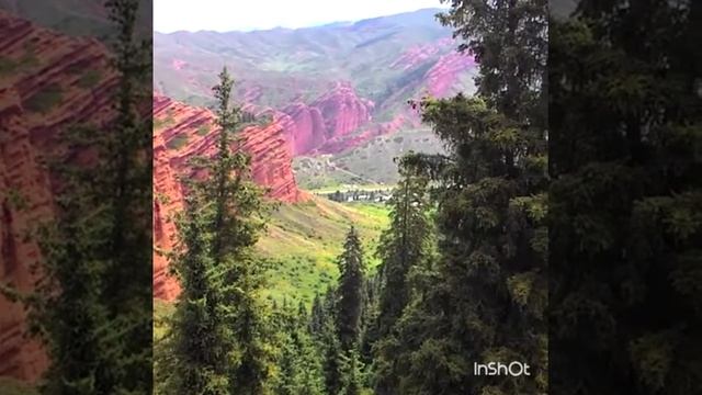 Курорт Джеты-Огуз в республике Кыргызстан недалеко от города Каракол. смотреть онлайн