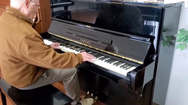 Yamaha U1 AR Upright piano смотреть онлайн