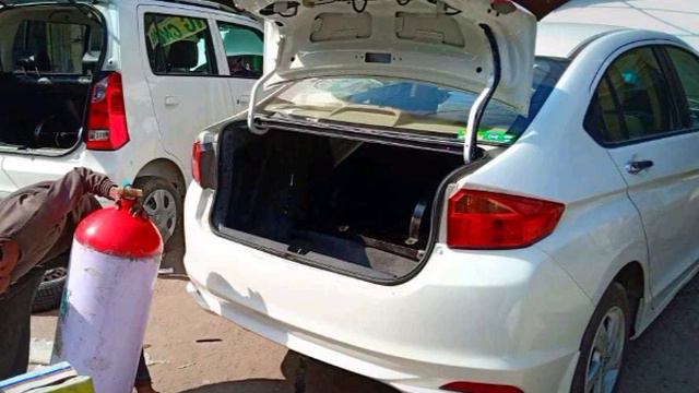 ഗുണവും ലാഭവും 🛺🚚🚕 is it useful and profitable to fit cng on motor vehicle @daily life tips malayala смотреть онлайн