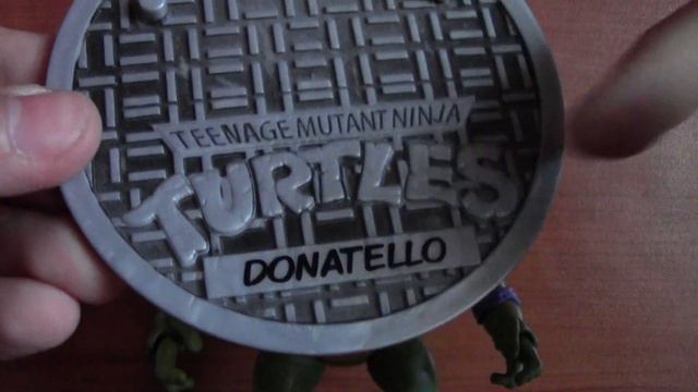 Фигурка Playmates Teenage Mutant Ninja Turtles Classic Collection Donatello смотреть онлайн