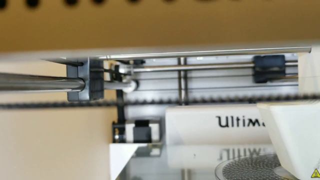 Ultimaker 3 singing during print смотреть онлайн