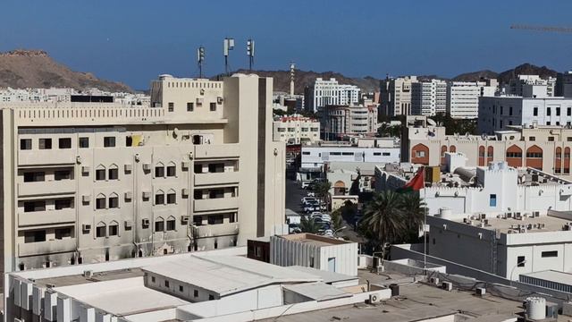 Белые домики с нашей крыши.Маскат.Район Руви