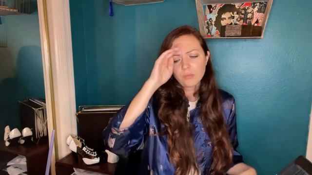 VINTAGE PERFUME REVIEW | Agent Provocateur Blue Silk and Lace Noir EDP - Old Hollywood Scents смотреть онлайн