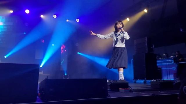 Atarashii Gakko! - OTONA BLUE (Live) Crunchyroll Expo